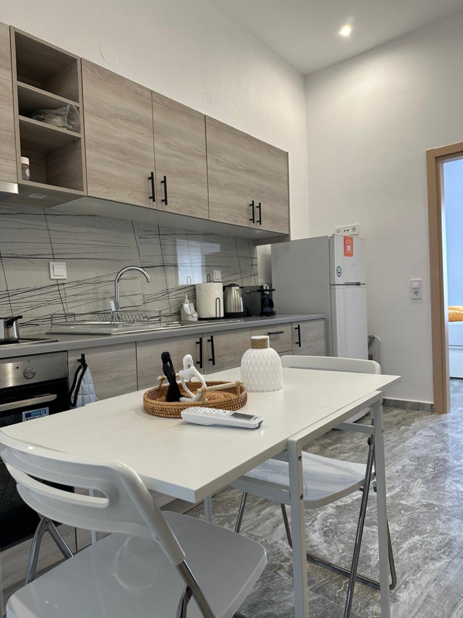 Pefki Apartments يميناريا المظهر الخارجي الصورة