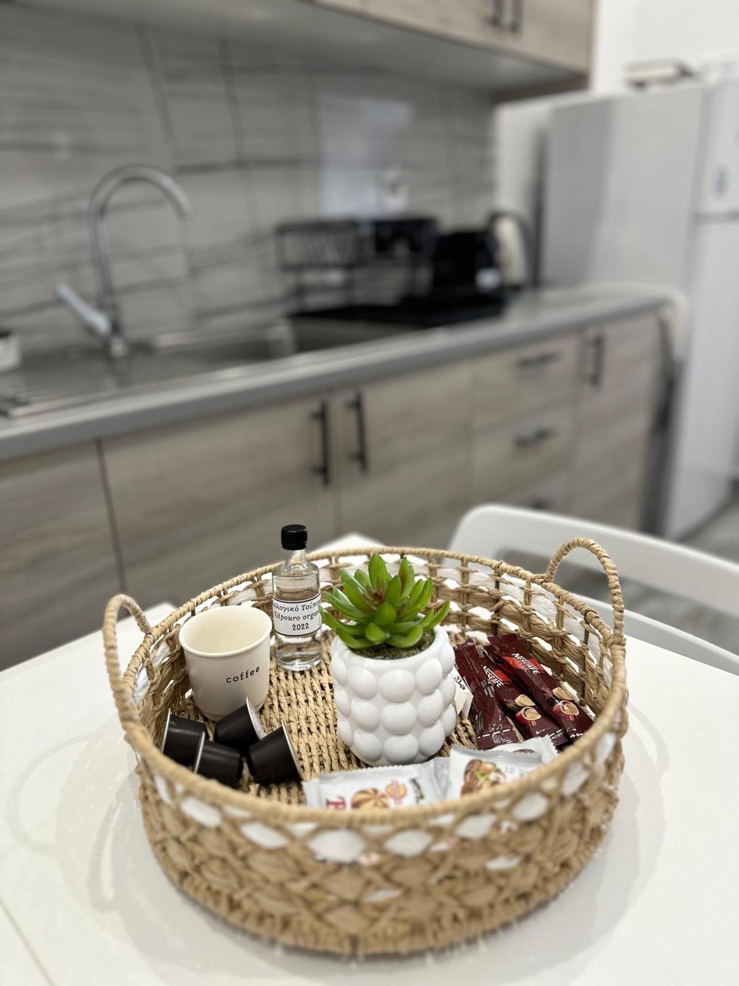 Pefki Apartments يميناريا المظهر الخارجي الصورة