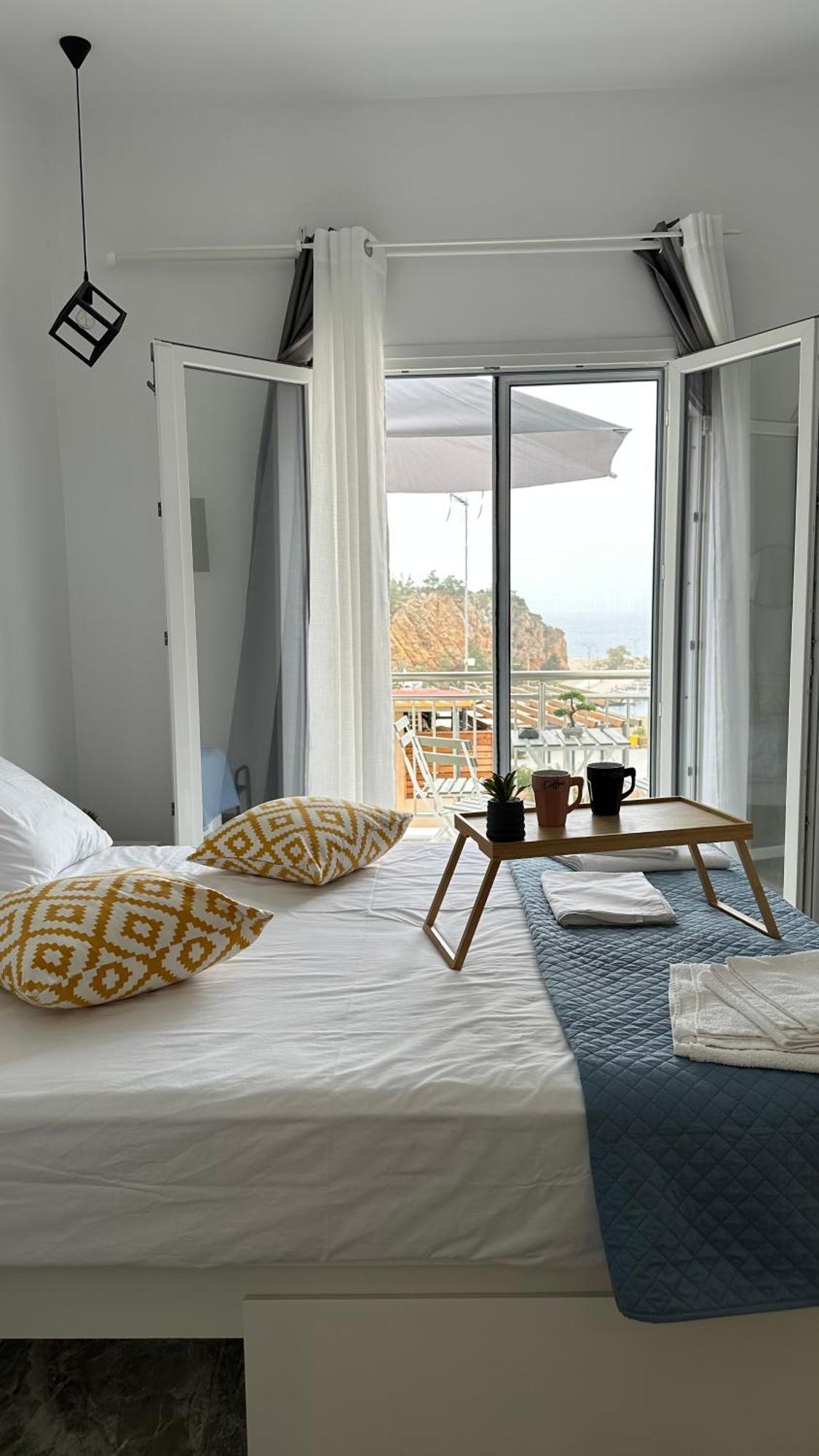 Pefki Apartments يميناريا المظهر الخارجي الصورة